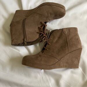 MERONA Lace-Up Wedge Ankle Booties in Tan Foux Suede